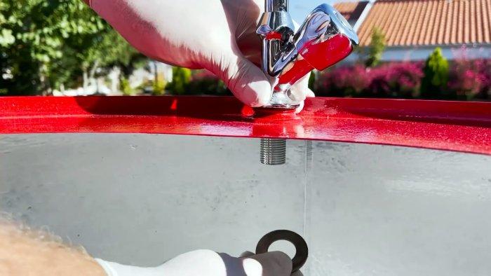 Как сделать удобную и привлекательную садовую раковину из металлической бочки
